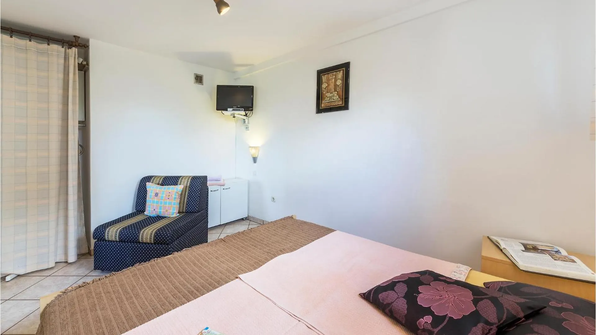 Gorgeous Apartment In Pula With Wifi